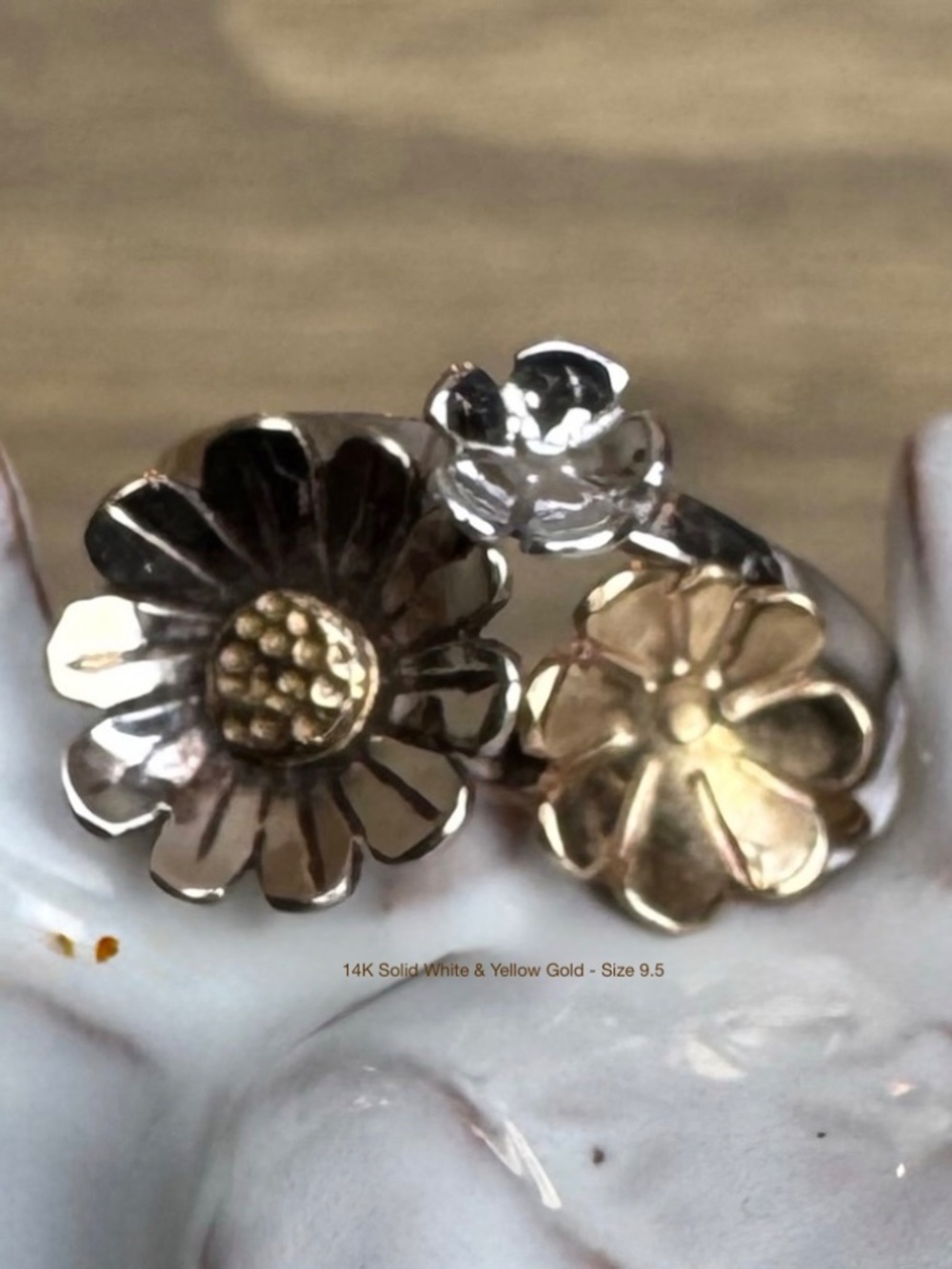PHOTO ONLY - RINGS SOLD SEPARATELY